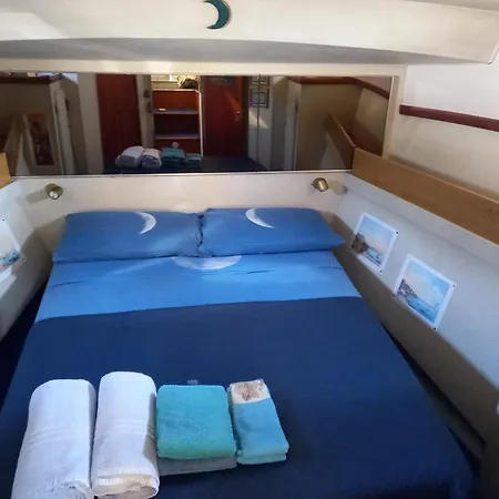 Botel Barca Brezza Marina *
